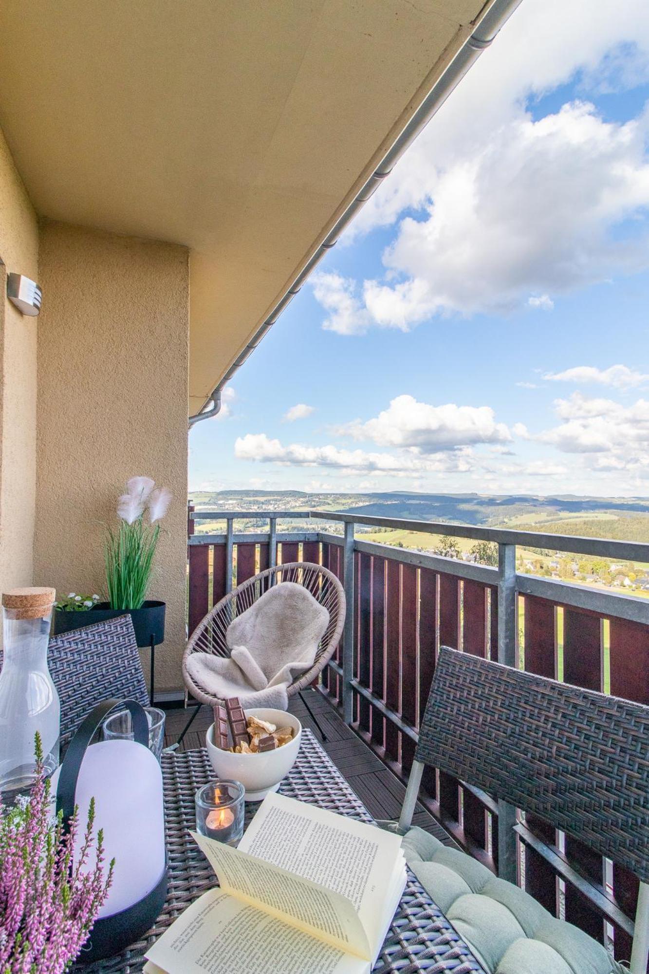 Apartment Bergwiese I Balkon I Aufzug I Stellplatz Schwarzenberg  Buitenkant foto